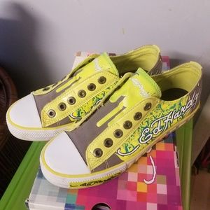 Ed Hardy shoes size 6